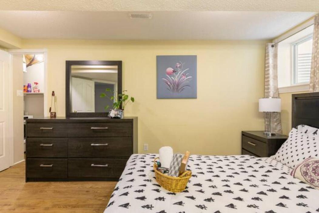 Self Check-In Spacious Apartment With Full Kitchen Ottawa Eksteriør billede