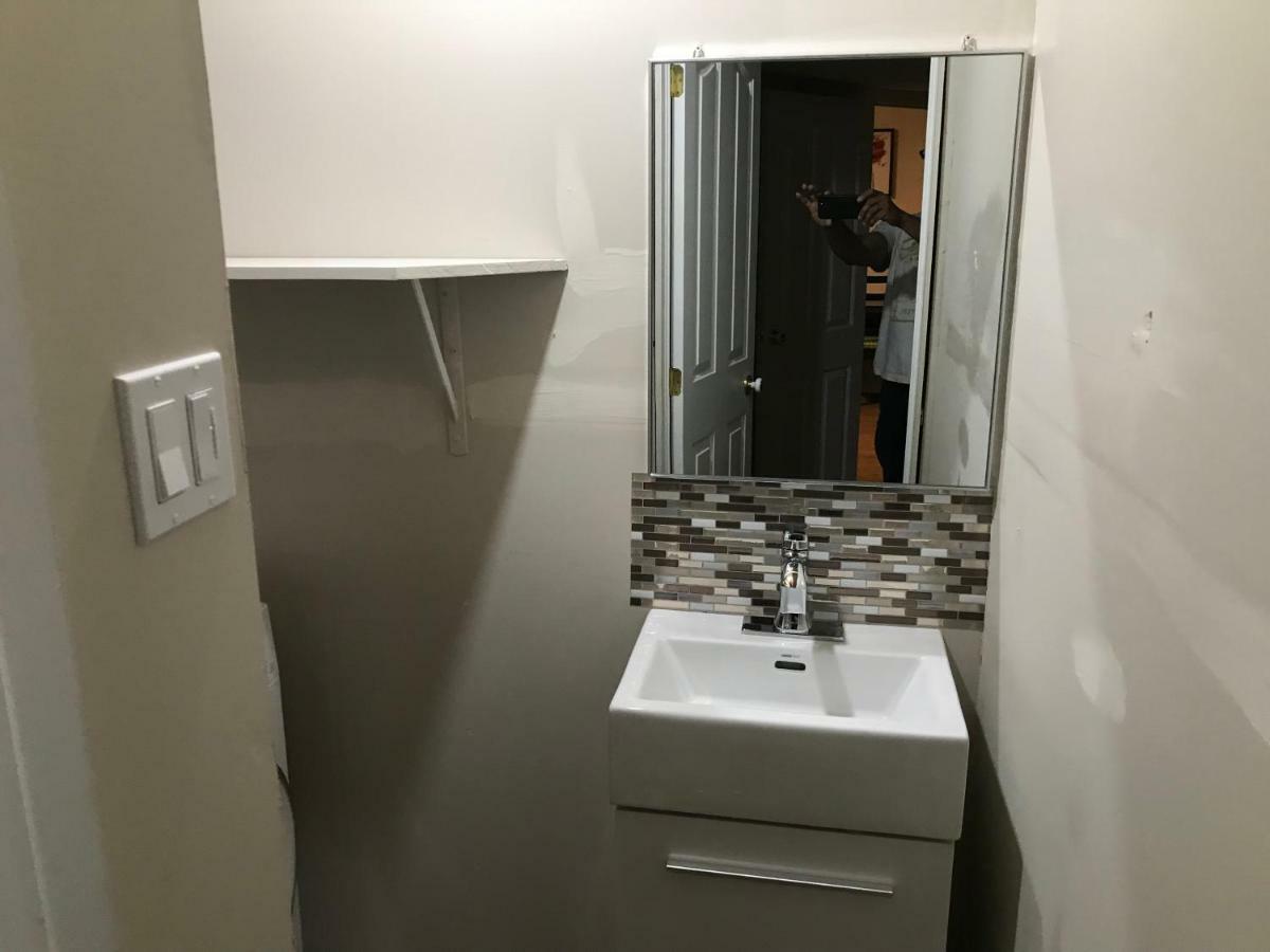 Self Check-In Spacious Apartment With Full Kitchen Ottawa Eksteriør billede