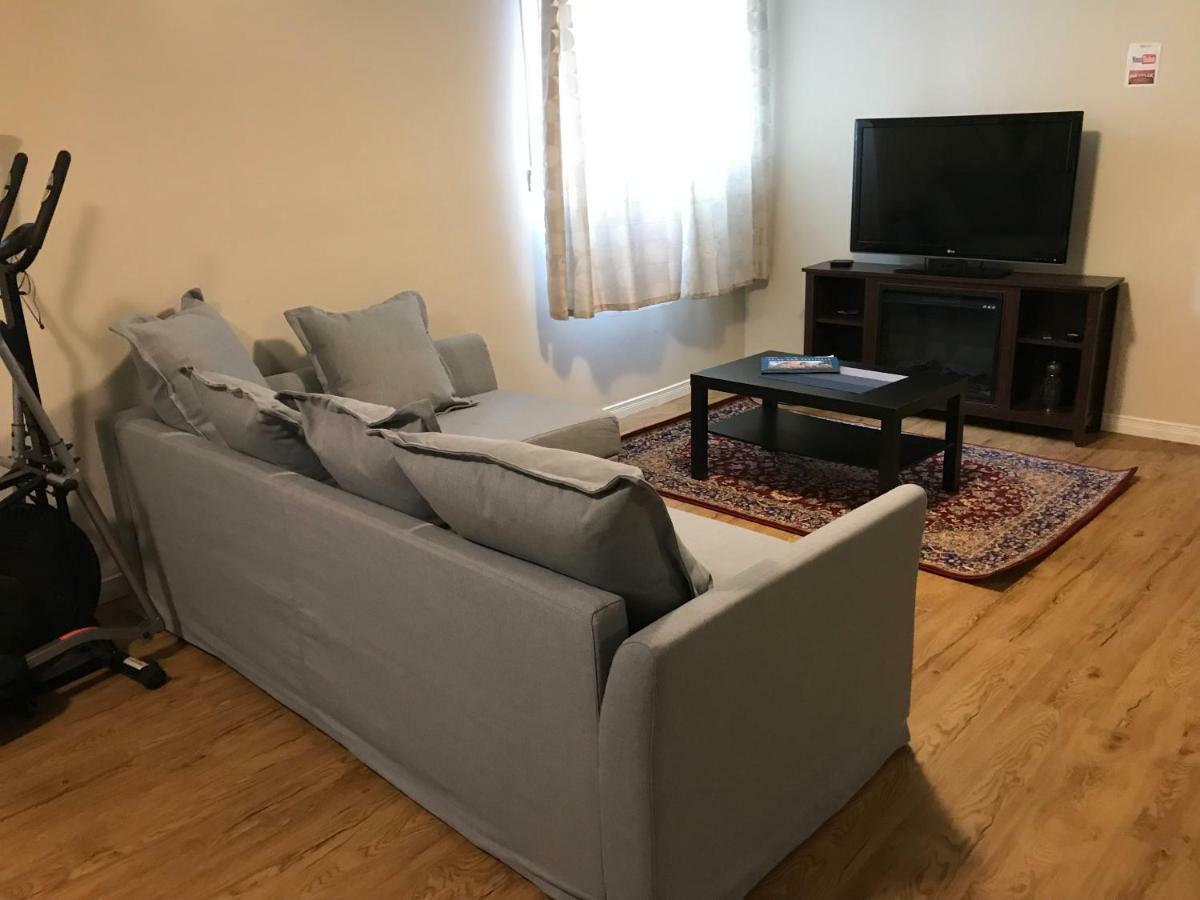Self Check-In Spacious Apartment With Full Kitchen Ottawa Eksteriør billede