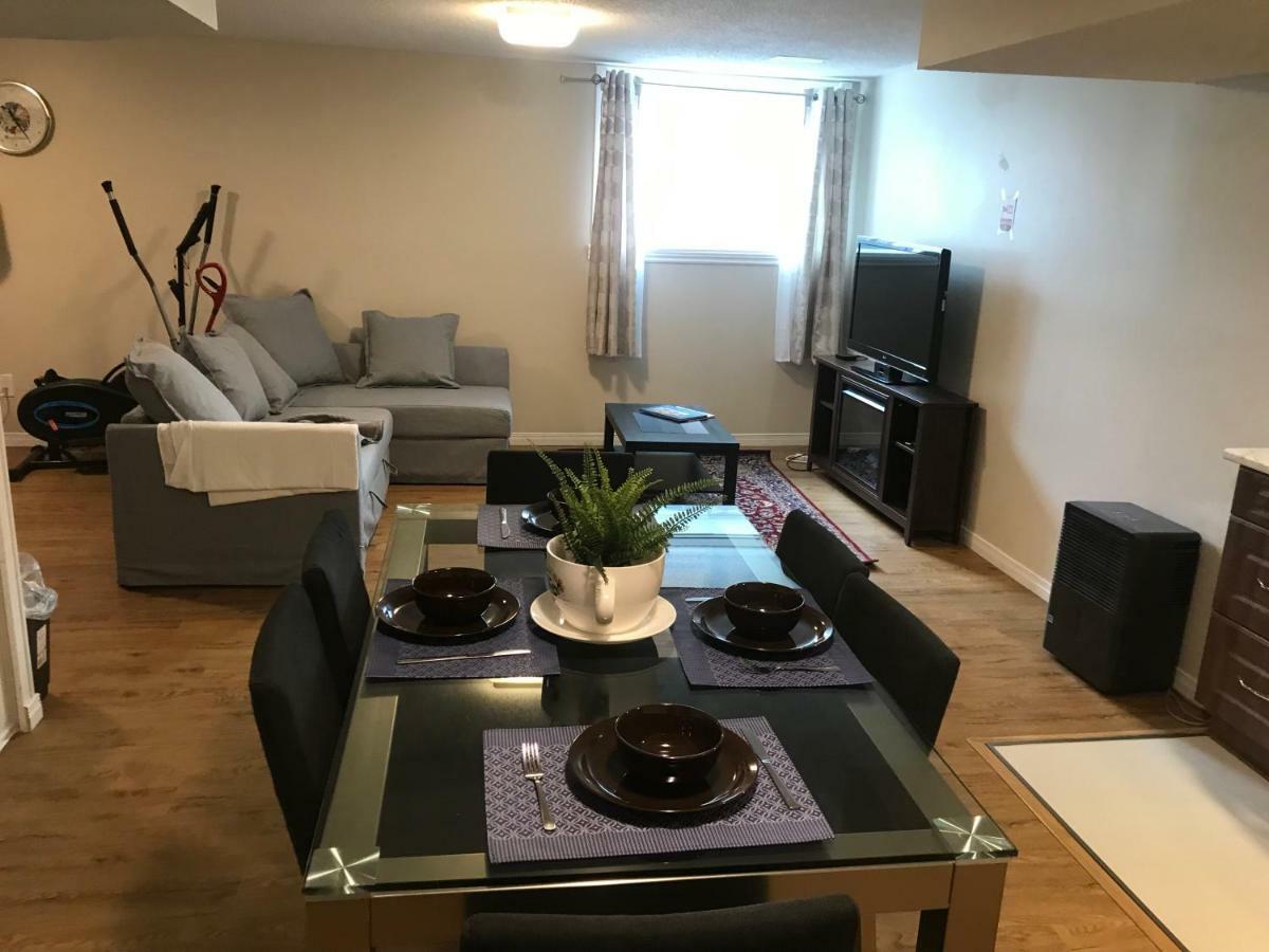 Self Check-In Spacious Apartment With Full Kitchen Ottawa Eksteriør billede